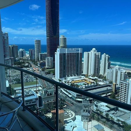 Deluxe Chevron Renaissance Daire Gold Coast Dış mekan fotoğraf