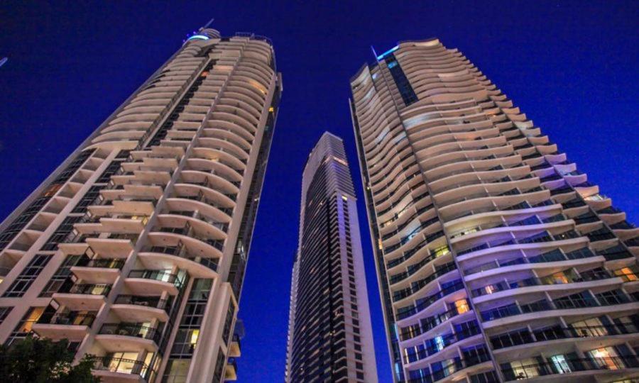 Deluxe Chevron Renaissance Daire Gold Coast Dış mekan fotoğraf